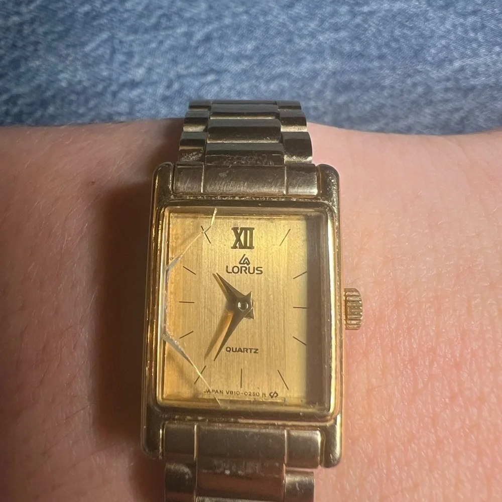 Lorus vintage v810